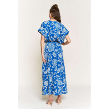 Load image into Gallery viewer, &quot;Zinnia&quot; Short Sleeve Midi Blouse (Blue)